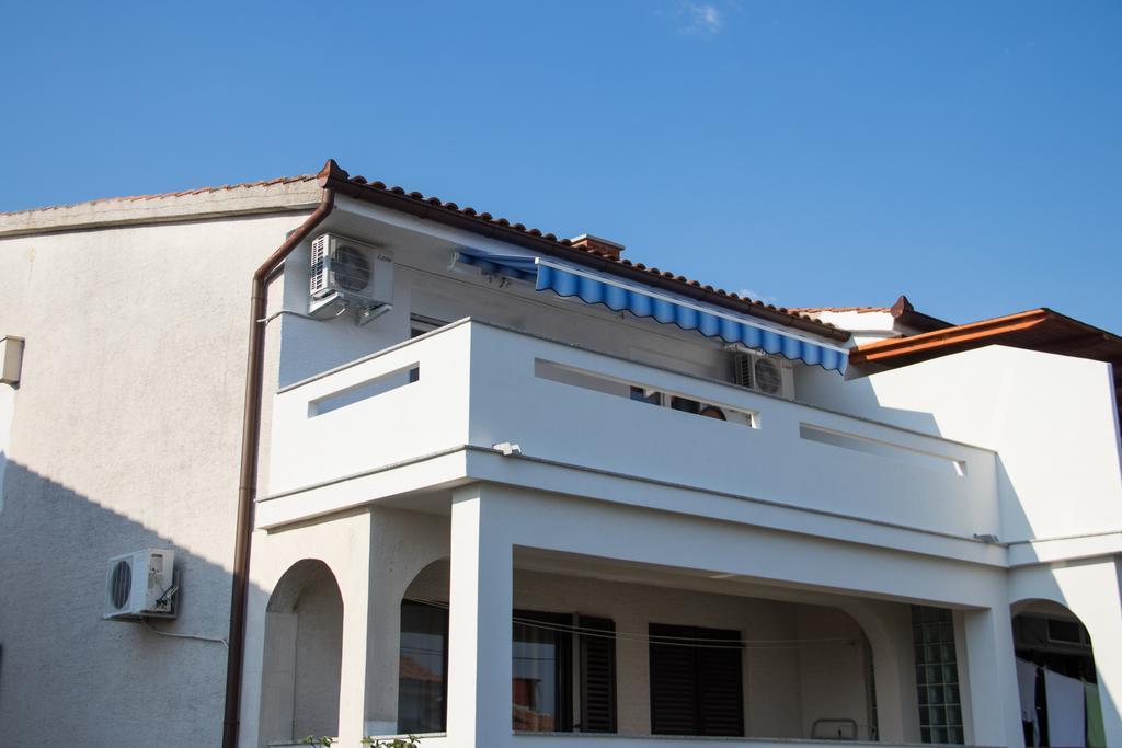 Apartment Neda Krk Town Exteriér fotografie